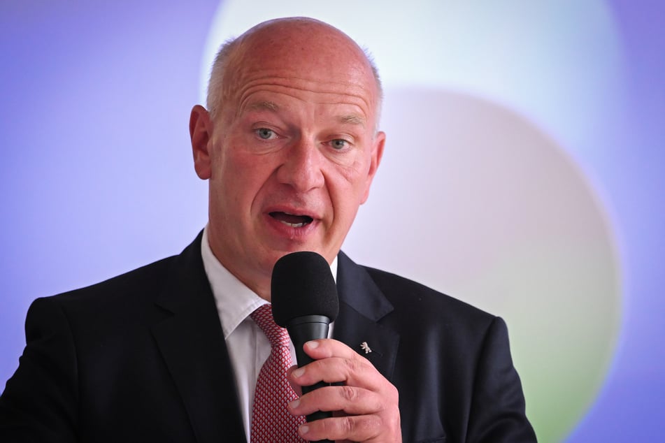Kai Wegner (53, CDU) will Islamunterricht unter staatlicher Kontrolle.