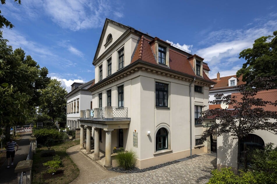 Der Sitz des Stadtverbands der Gehörlosen befindet sich in dieser schönen Villa.