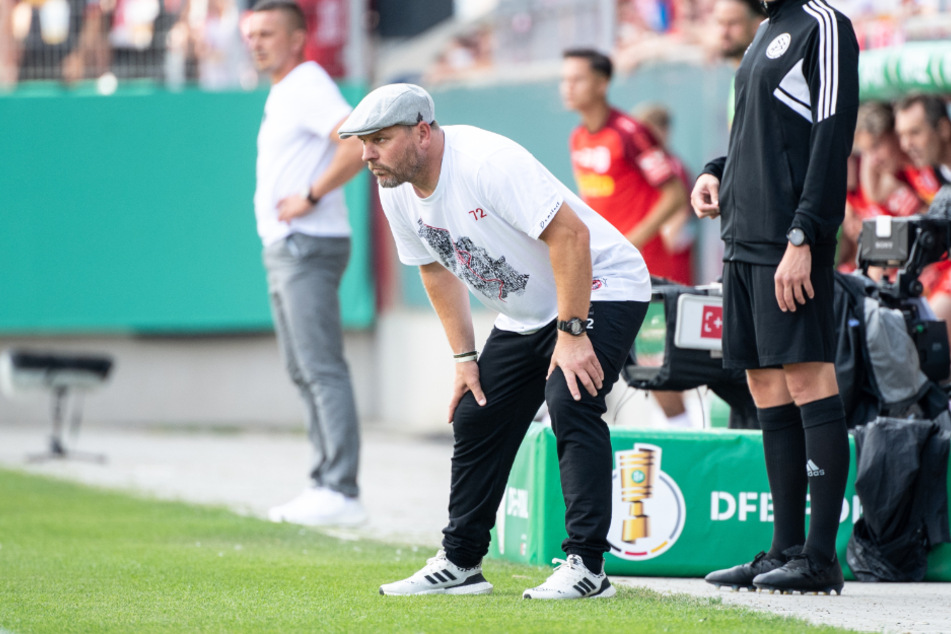 Steffen Baumgart (50) wird weiter ein Auge auf die Leistung seines Stürmer-Stars werfen.