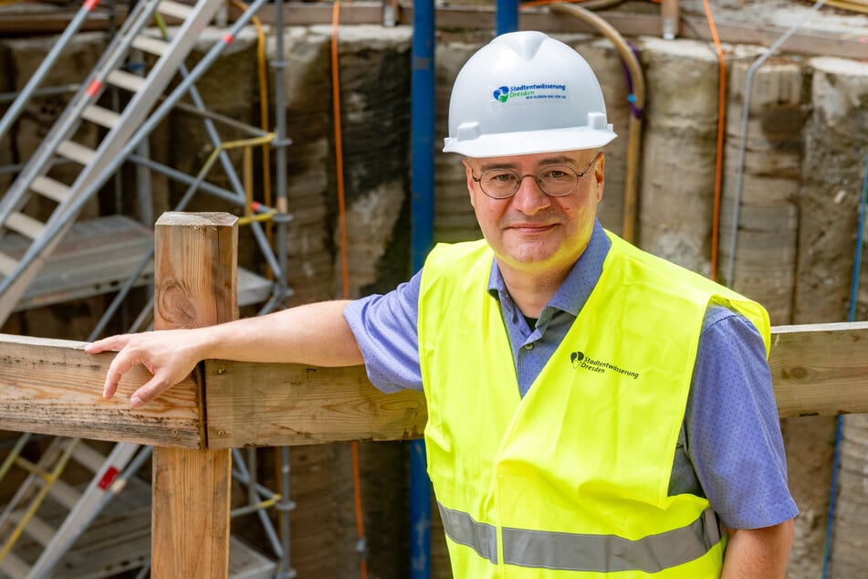 Zufrieden mit dem baulichen Fortschritt: Torsten Seiler (51) ist Leiter Investitionen bei der Stadtentwässerung.