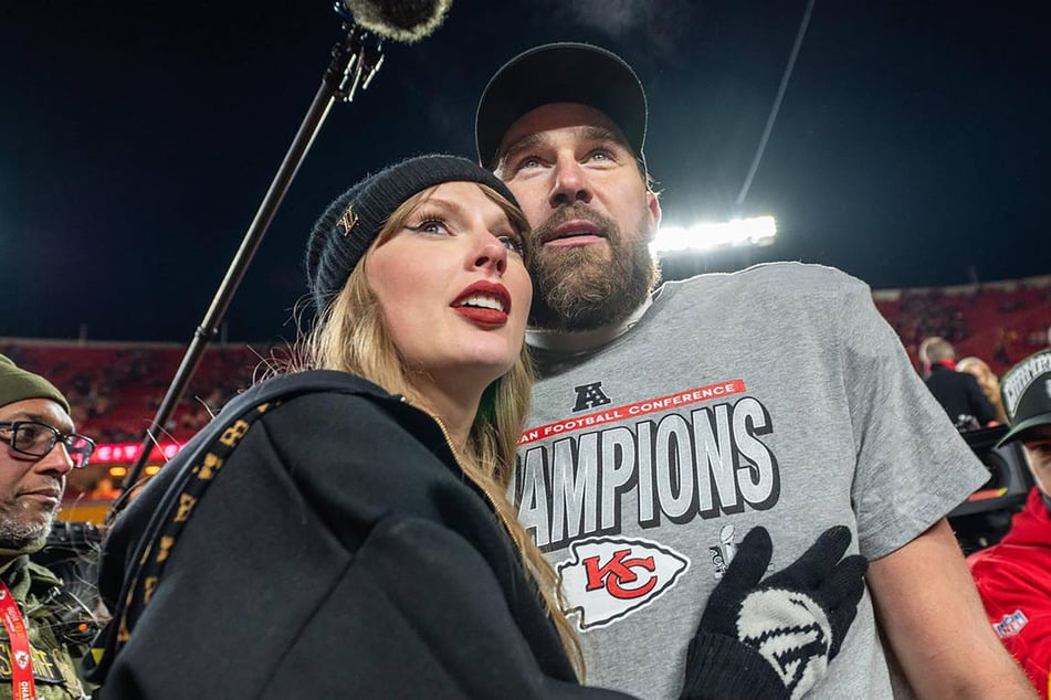 Travis Kelce (35) ist die liebste Anspielstation von Patrick Mahomes und mit Pop-Star Taylor Swift (35)zusammen.