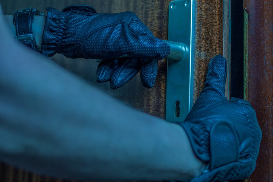 Ein Mann (24) ist für 19 Einbrüche in Gartenlauben in Freiberg verantwortlich. Die Polizei konnte den Serien-Dieb endlich schnappen. (Symbolfoto)