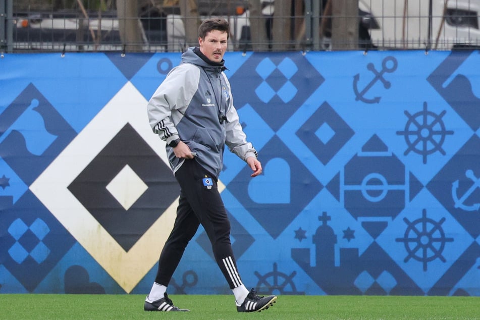 Trainer Merlin Polzin begrüßt den HSV erstmals am 2. Juli auf dem Trainingsplatz.