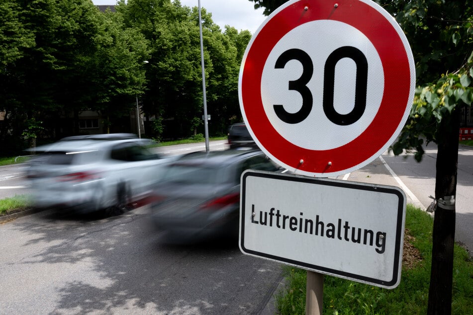 Um Schadstoffe in der Luft zu minimieren, galt an der Landshuter Allee Tempo 30. Wie geht es hier weiter?