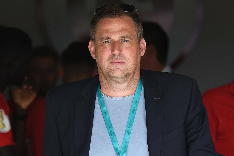 Tom Eilers (50), Ausschuss-Chef der 3. Liga behauptet, die Vereine hätten sich eine mögliche Verlängerung der Saison "selbst eingebrockt".