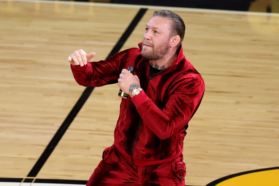 Conor McGregor (34) und sein Menthol-Spray: Ob die Prügelattacke auf das Miami-Heat-Maskottchen wirklich jemanden zum Kauf animiert?