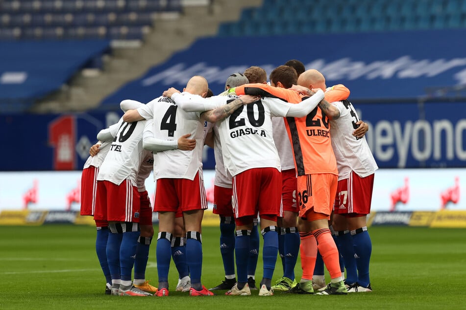 In einer starken 2. Liga müssen sich die Rothosen als echte Einheit präsentieren, um eine Chance auf den Aufstieg zu haben. (Archivfoto)