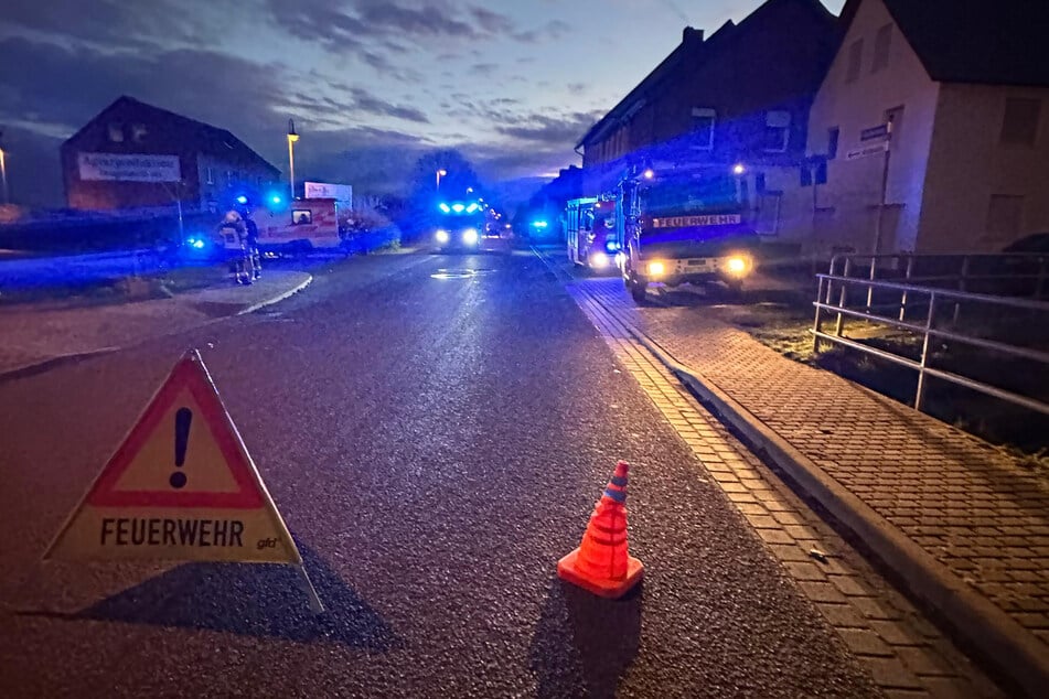 Rettungskräfte brachten den Verletzten in ein Krankenhaus.