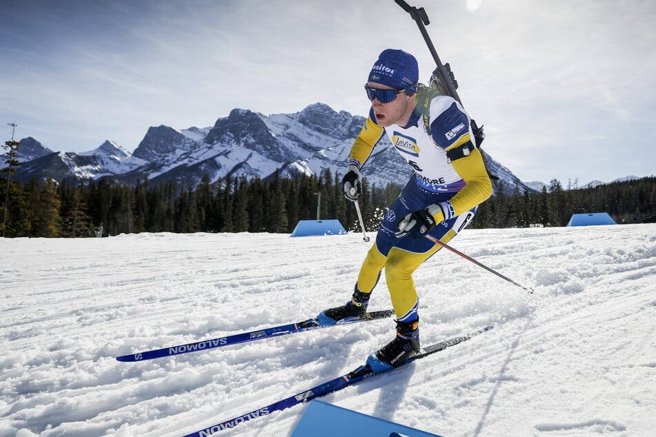 Biathlon-Star Sebastian Samuelsson (28) positioniert sich lautstark gegen Russland und hat dafür bereits schlimme Drohungen erhalten.