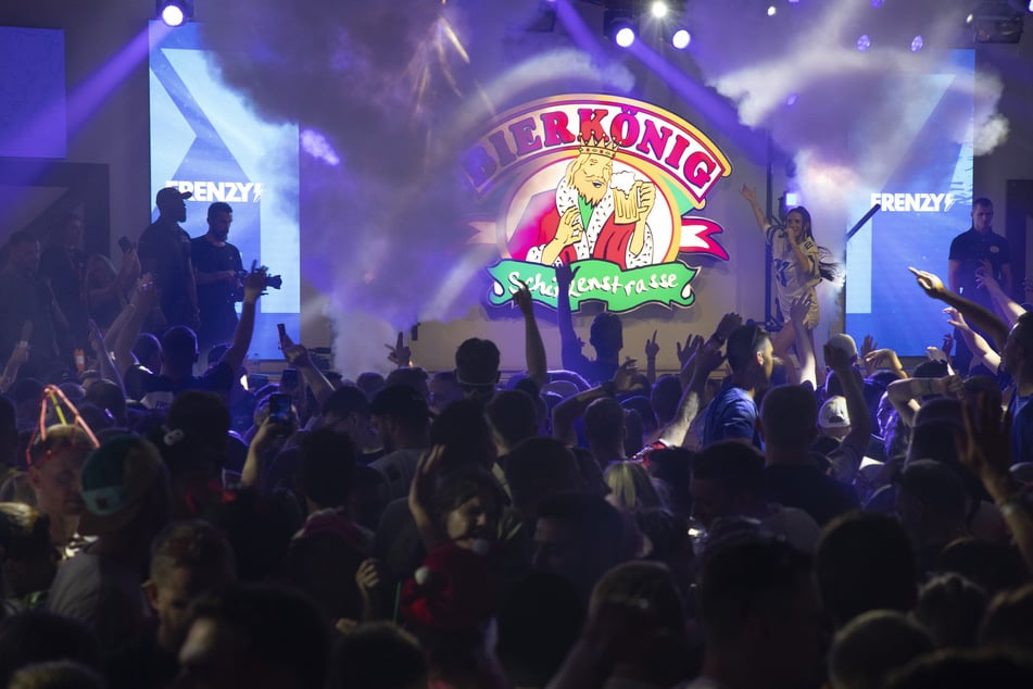 Die Schlagersängerin tritt oft am Ballermann auf Mallorca auf.