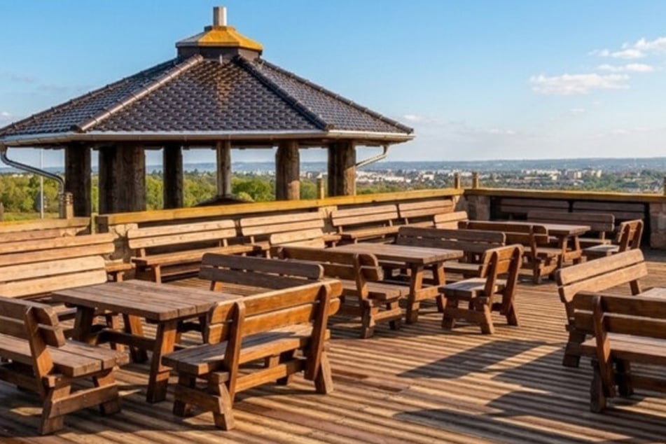 Dresden: Harz-Alarm bei Ami-Restaurant: Falsches Holz sorgt für klebrige Terrassenmöbel