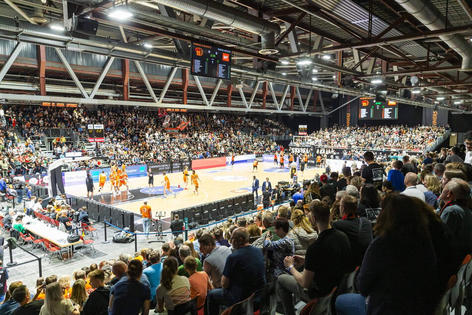 Der große FC Bayern kommt! Das garantiert auf im Basketball ein ausverkauftes Haus. 5000 Fans werden in der Messe Chemnitz erwartet.