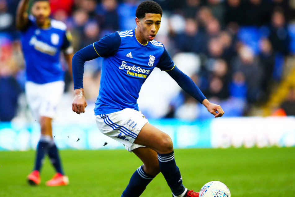 Jude Bellingham ist erst 16 Jahre alt, hat aber bereits 34 Spiele (vier Tore, drei Vorlagen) für den englischen Zweitligisten Birmingham City absolviert.