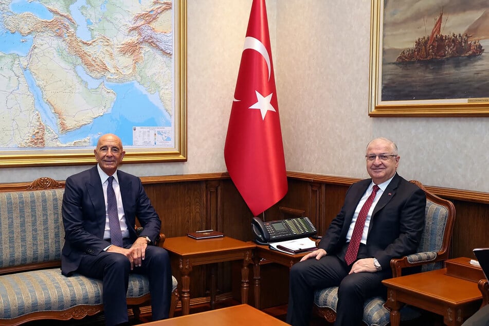 US envoy accused of adopting "colonial governor" in meeting with Turkey defense minister