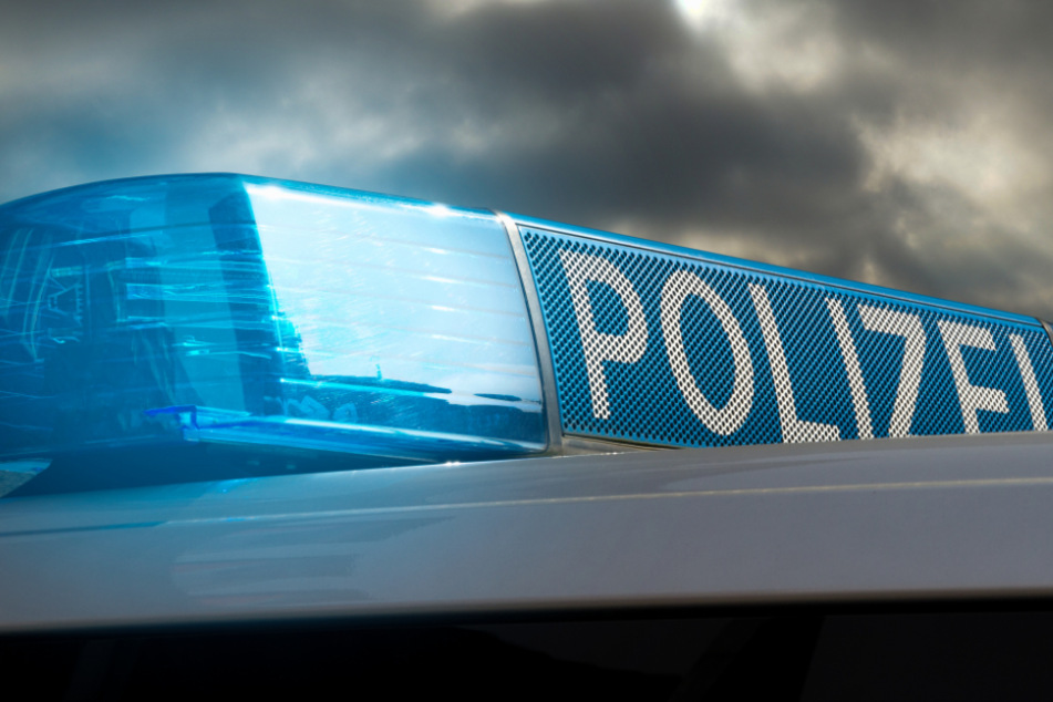 Die Polizei hat eine Beschreibung des Täters herausgegeben. (Symbolbild)