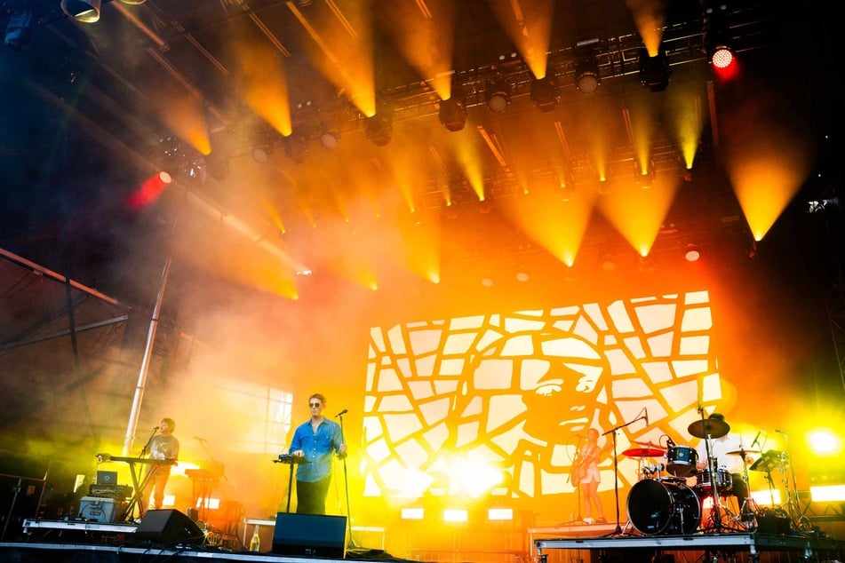 TV Girl had sunset-tinged visuals during their aptly timed sunset set on Saturday at Gov Ball.