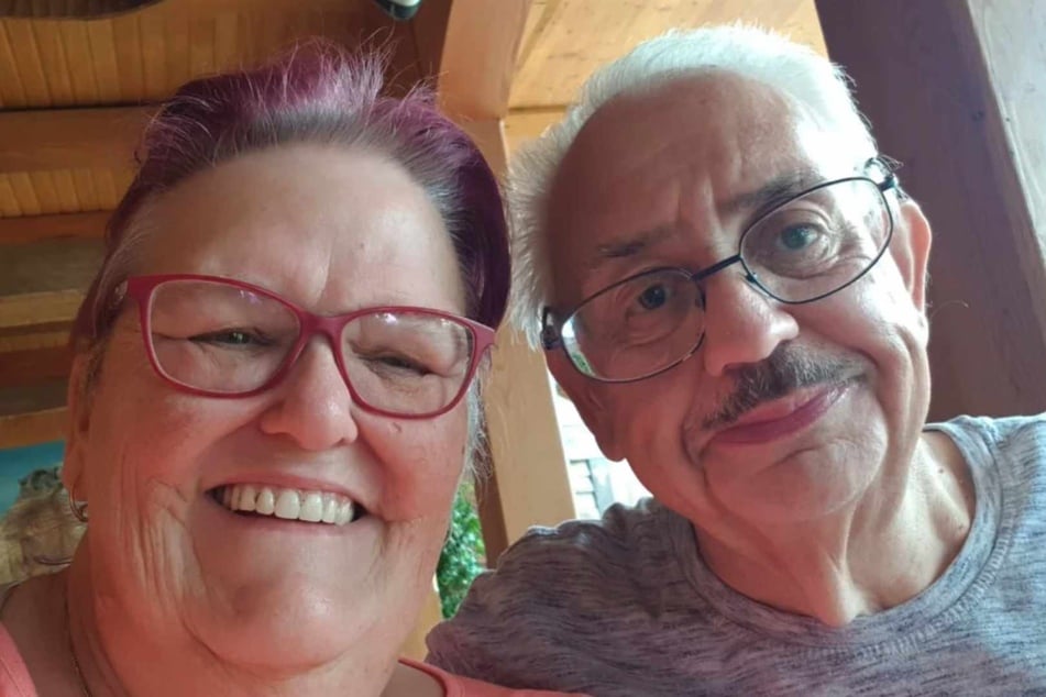 Lutz Peters und Ehefrau Birgit, von vielen Fans als "Stups" bekannt, wurden als Eltern von Kultkandidat Ingo zu beliebten Gesichtern der RTL-Kultsendung.
