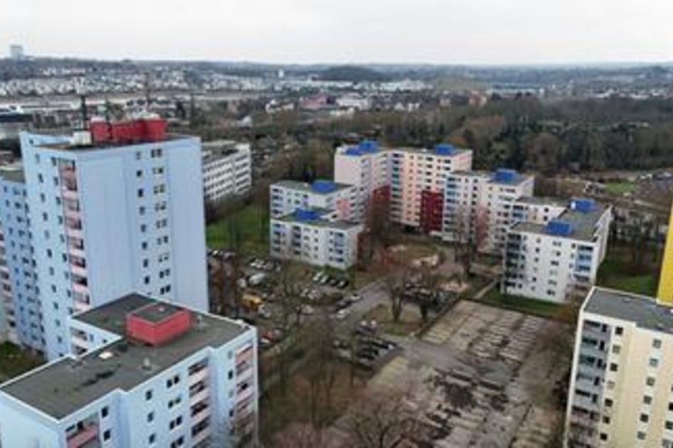 Möglicherweise hat die Gang einen Bezug zur Hochhaussiedlung Clarenberg.