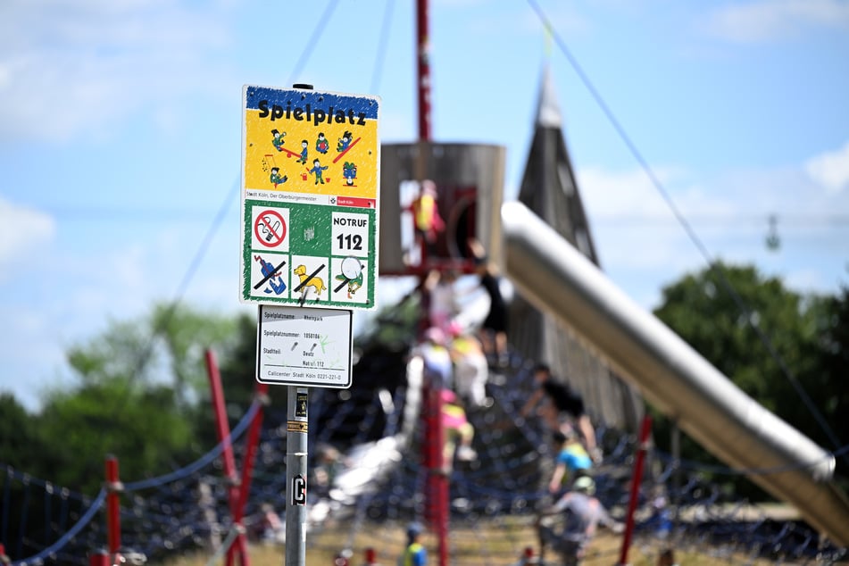 Das Wort "Spielplatz" auf Schildern in Köln "Spiel- und Aktionsfläche" umzubenennen, hat heftige Diskussionen ausgelöst. (Symbolbild)