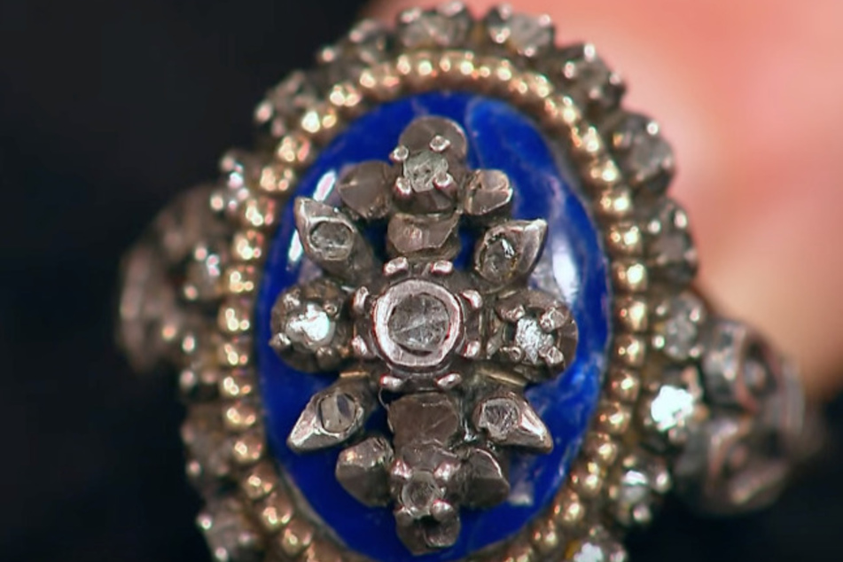 Der wertvolle Ring war etwa 200 bis 240 Jahre alt.