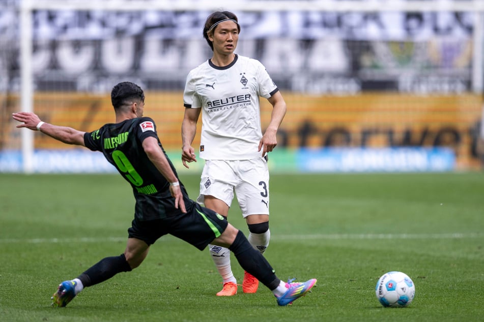 Eintracht Frankfurt war schon mehrfach an Itakura interessiert. Jetzt müssen die SGE-Verantwortlichen allerdings schnell sein.