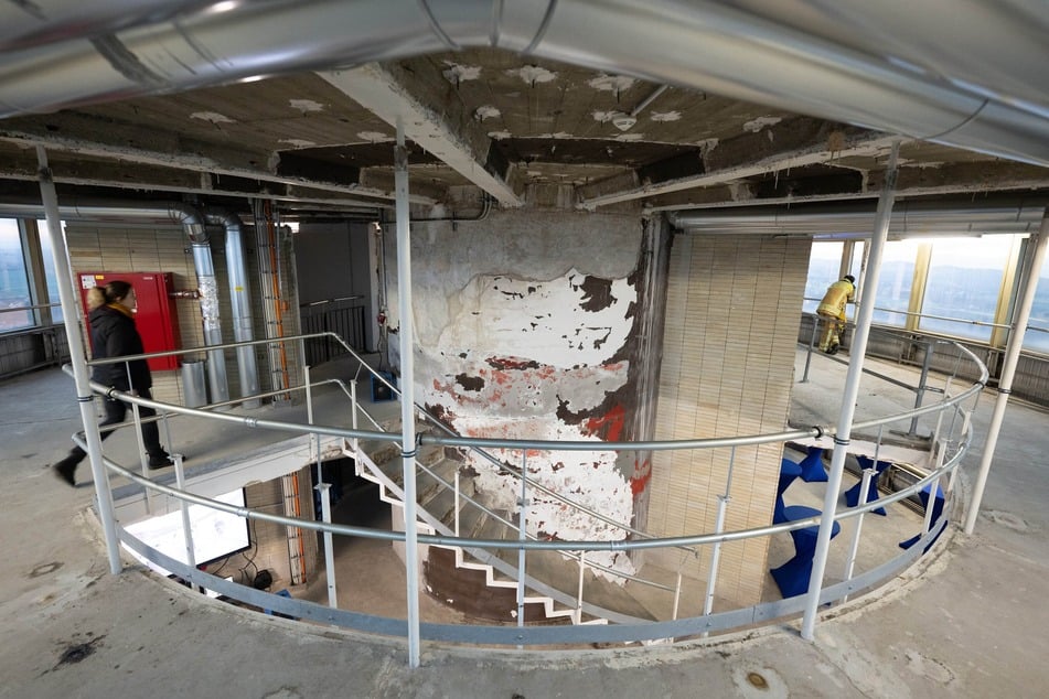 So sieht der unsanierte Turm in Inneren aktuell aus.