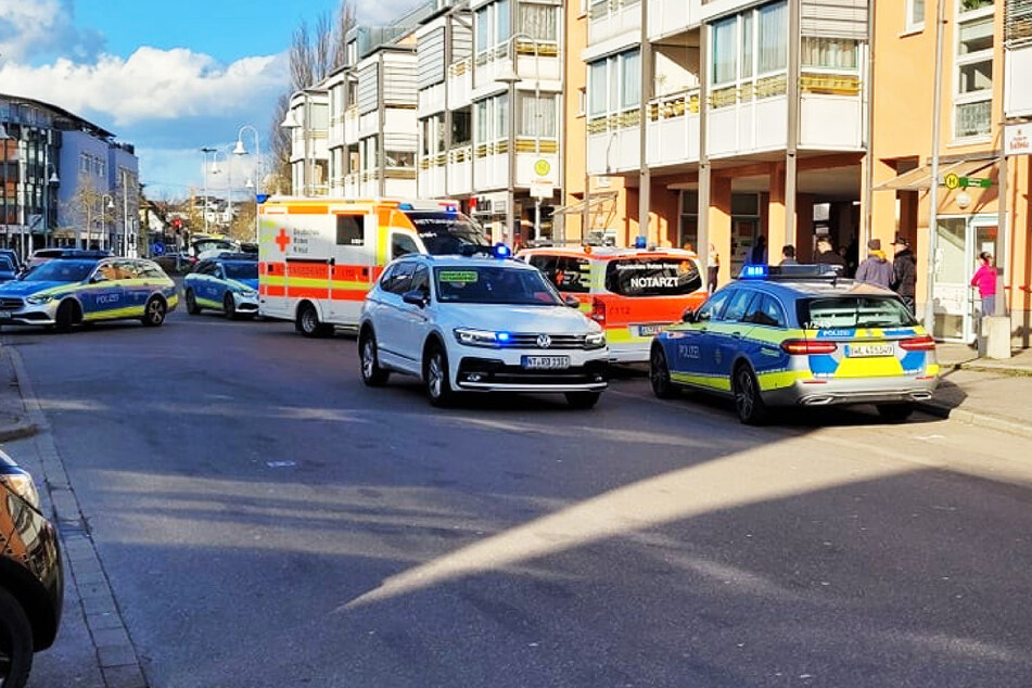 Polizei und Rettungskräfte waren mit einem Großaufgebot vor Ort.