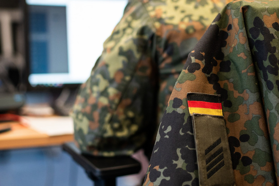 Spionage für Russland: Bundeswehr-Reserveoffizier verteidigt sich