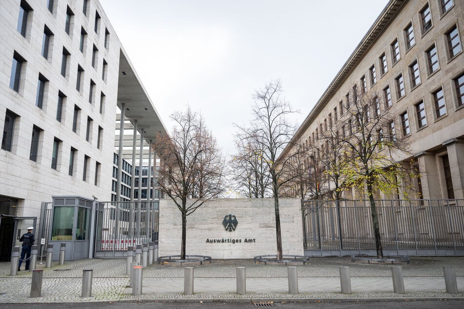 Das Auswärtige Amt will mit Irans Botschafter über das brutale Vorgehen der Regierung seines Landes sprechen. (Archivbild)