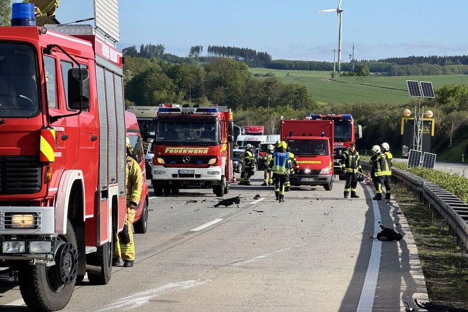 Die A9 in Fahrtrichtung München war zeitweise voll gesperrt.