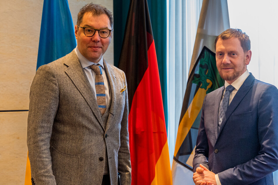 Der ukrainische Botschafter Oleksii Makeiev (47) und Sachsens Ministerpräsident Michael Kretschmer (47, CDU) trafen gestern in Dresden aufeinander.