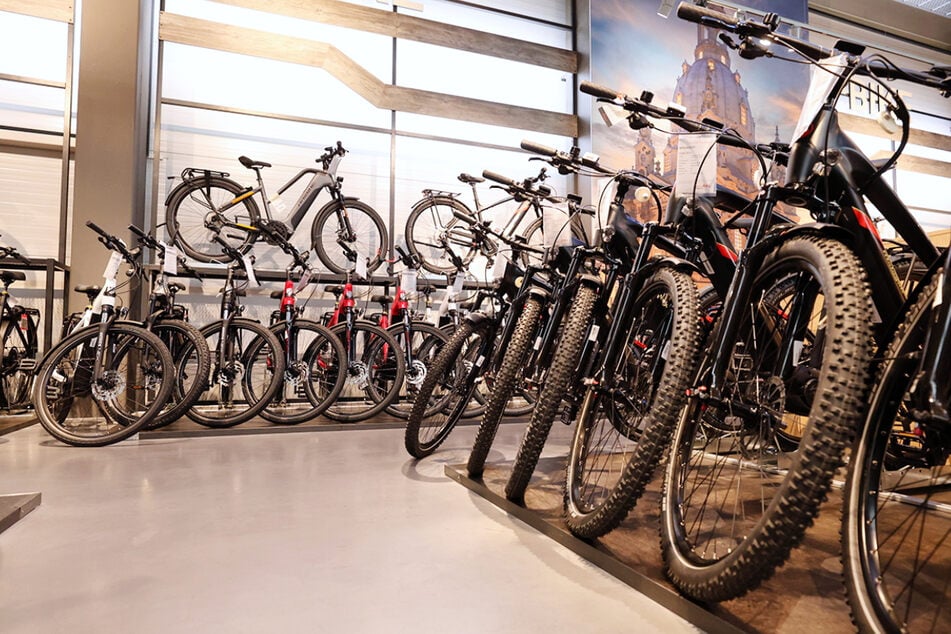 Bei Fahrrad XXL heißt es: "E-Bike Stadt Auto".