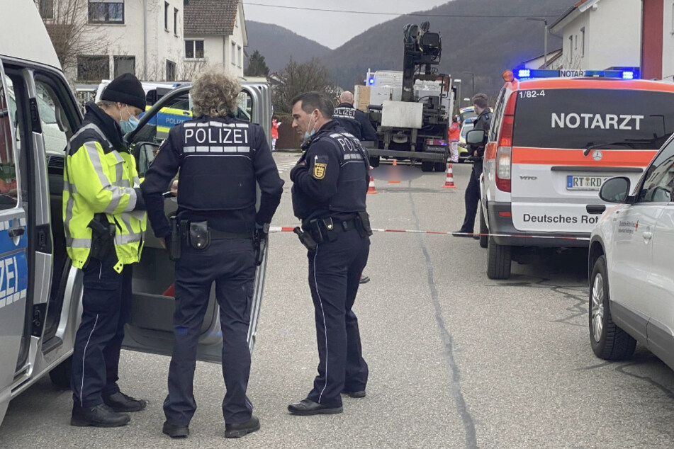 Tragisch! Kleines Kind von Lkw erfasst und getötet