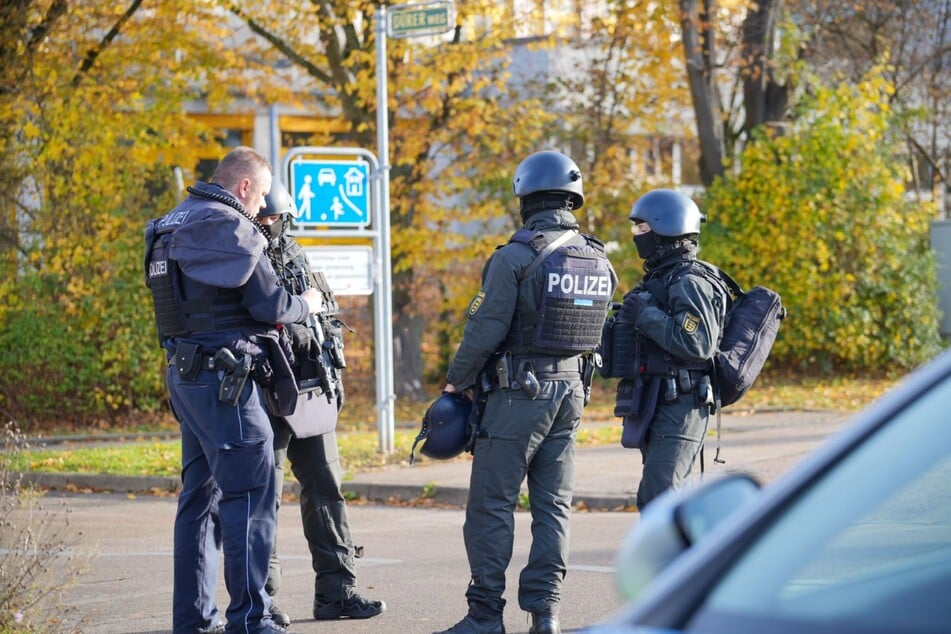 In Kirchheim unter Teck rückten Spezialkräfte aus.
