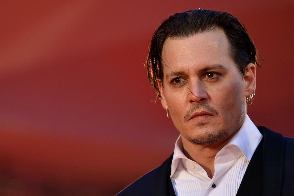 Johnny Depp to make movie comeback in French film La Favorite