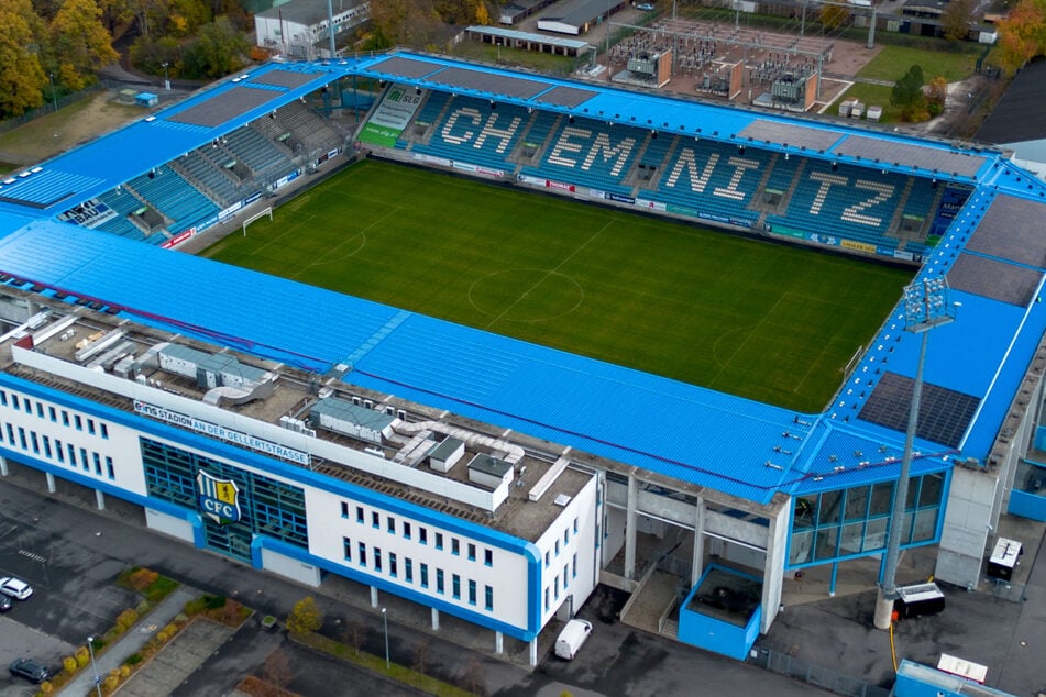 Das eins-Stadion an der Gellertstraße wurde von 2014 bis 2016 komplett neu gebaut.