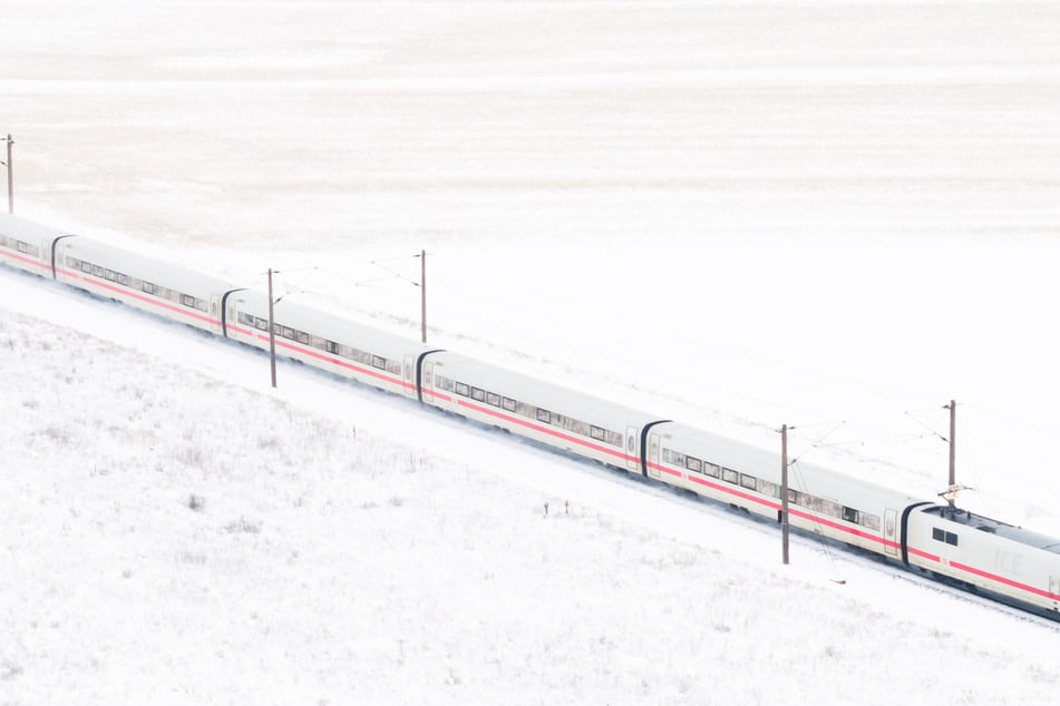 Deutschen Bahn im Winter-Chaos: Zahlreiche Ausfälle bei Fernzügen