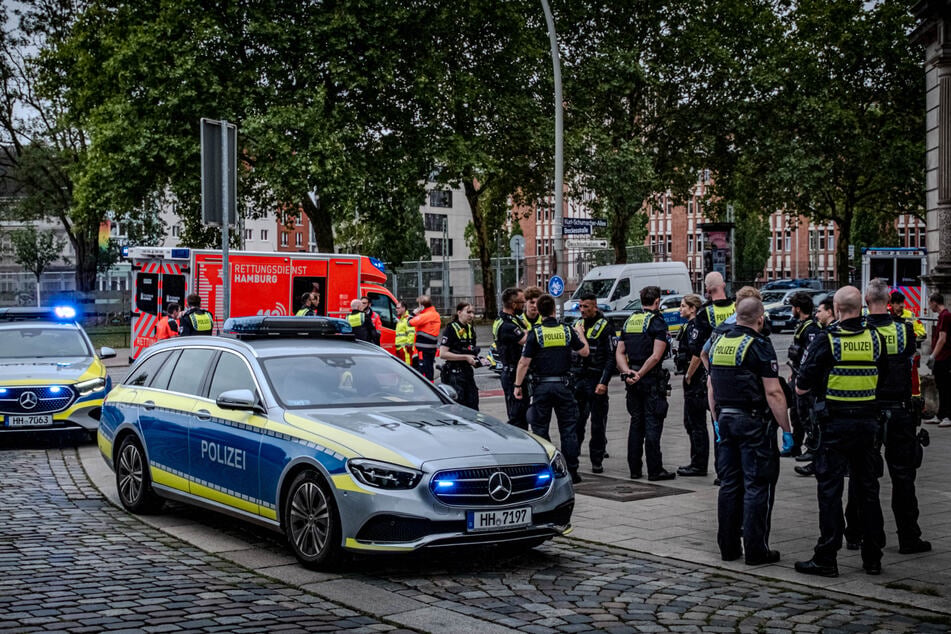 Am Sonntag rückte die Polizei zu einem Einsatz am Hamburger Hauptbahnhof aus.