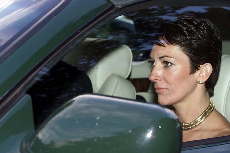Ghislaine Maxwell (63), die Ex-Partnerin des verstorbenen Sexualstraftäters Jeffrey Epstein (†66) ist verhört worden - und redete auch über den amtierenden US-Präsidenten. (Archivfoto)