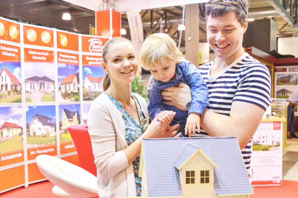 Für junge Menschen und Familien gibt's in diesem Jahr ein besonderes Ticket: Wer unter 30 Jahre ist, kommt für 5 Euro auf die Messe.