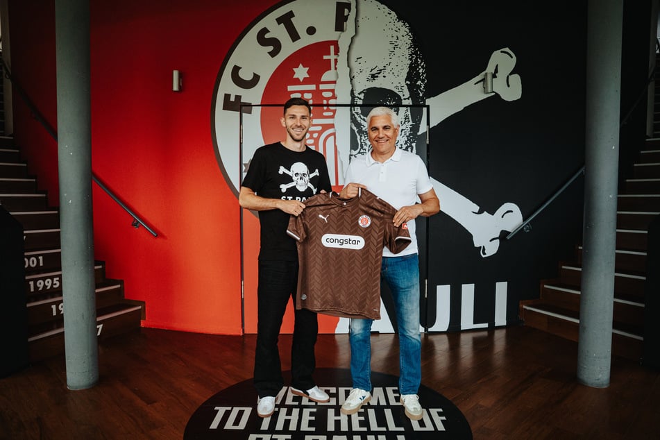 Der schwedische Offensivspieler wechselt ablösefrei ans Millerntor.