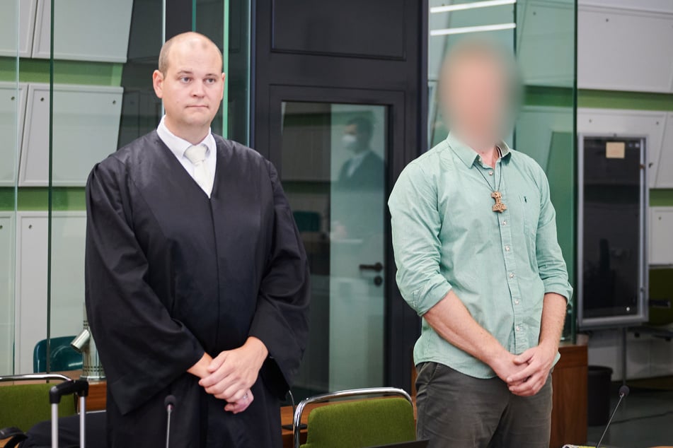 Der rechtsextreme Nikolai Nerling (42) hat mal wieder Ärger mit der Justiz.