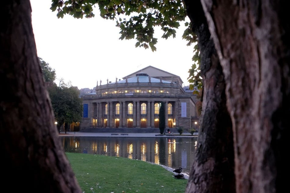 Eine der Cyber-Attacken betraf das Staatstheater in Stuttgart, welches das Opernhaus als Spielstätte nutzt.