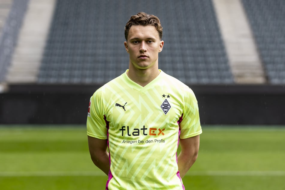 Transfermarkt im Liveticker: Drei an einem Tag - Flekken-Ausfall löst Wechsel-Karussell aus