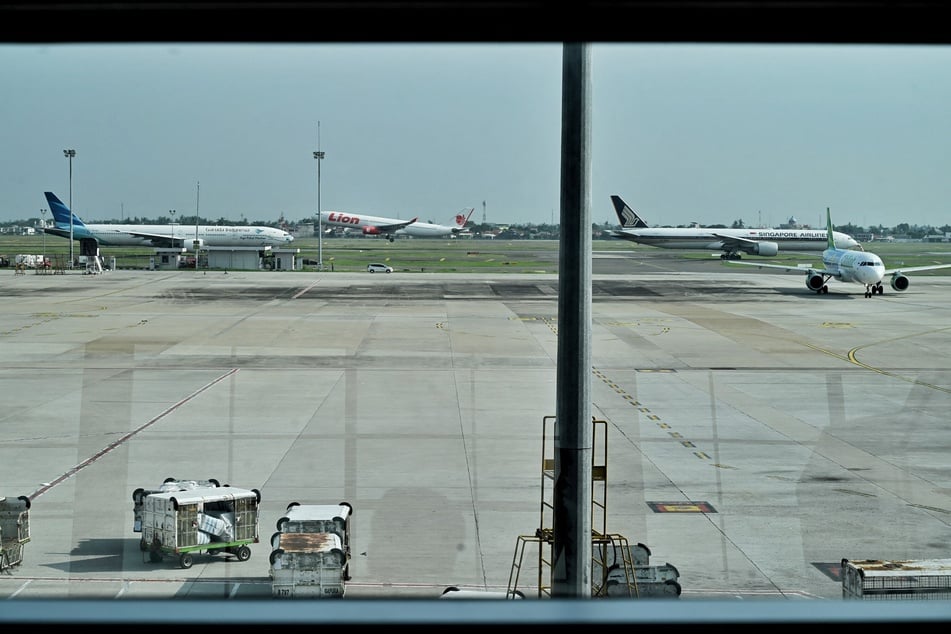 Das Paket wurde auf dem Flughafen Soekarno-Hatta von Zollmitarbeitern entdeckt. (Symbolbild)