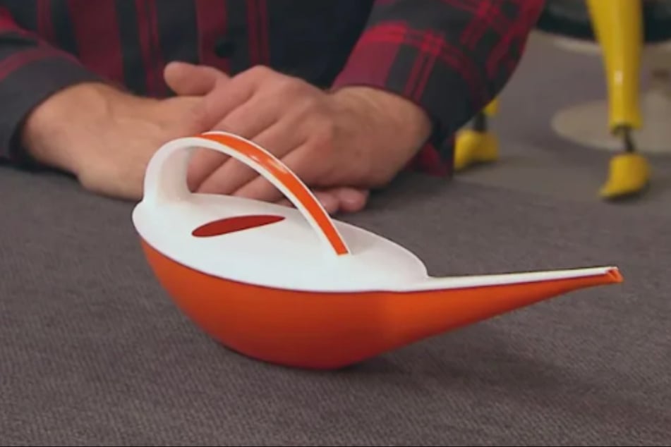 Das Objekt von Designer Klaus Kunis wurde in der Glasbijouterie in Zittau produziert und in der ehemaligen DDR 10.000-fach verkauft.