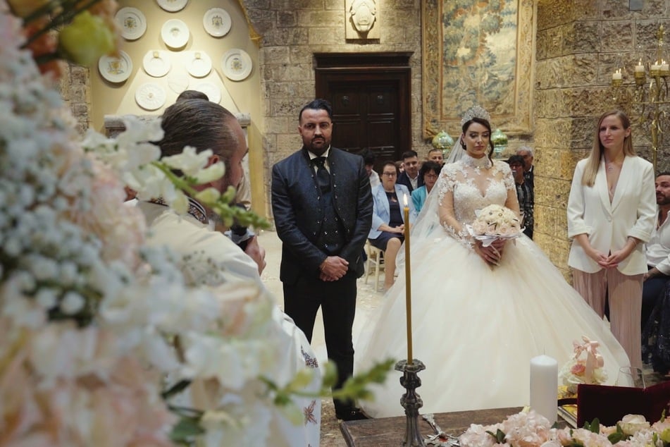 Cosimo (43) und Nathalie stehen endlich vor dem Altar.