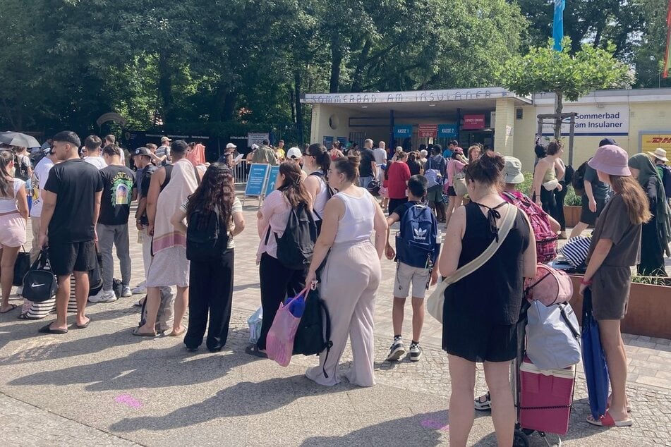 Die ersten Freibäder sind bereits voll.