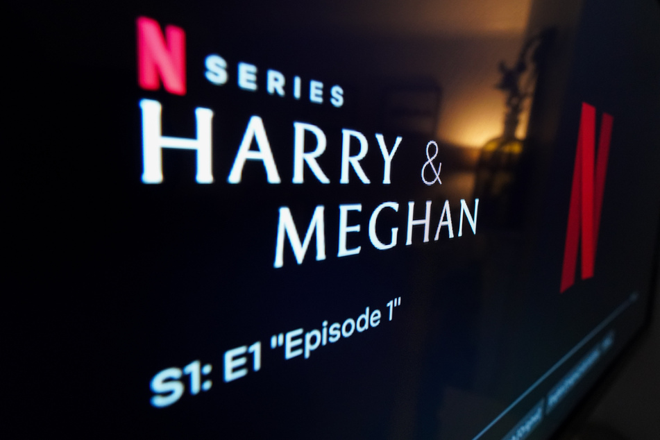 Erst kürzlich veröffentlichte Netflix die umstrittene Doku der britischen Royals "Harry und Meghan".