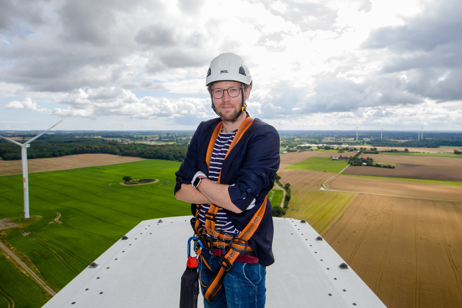 Jan Philipp Albrecht (38, Grüne), Umweltminister Schleswig-Holsteins, will die Moore im Kampf gegen den Klimaschutz nutzen.